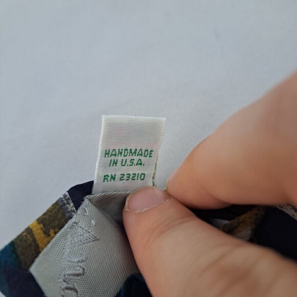 Xandrini 100% Silk Mens Necktie USA Imported Italy Patterned Vintage - Picture 6 of 10